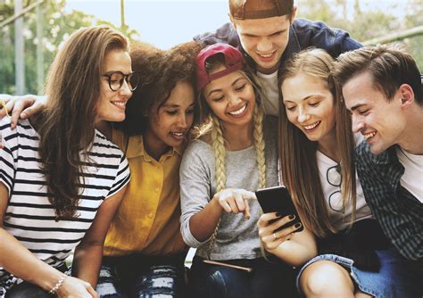 Top 5 Ways To Engage The Youth In Your Church Simpletexting