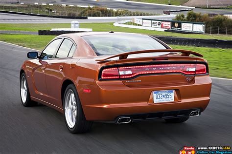 2011 Dodge Charger Rear Angle View
