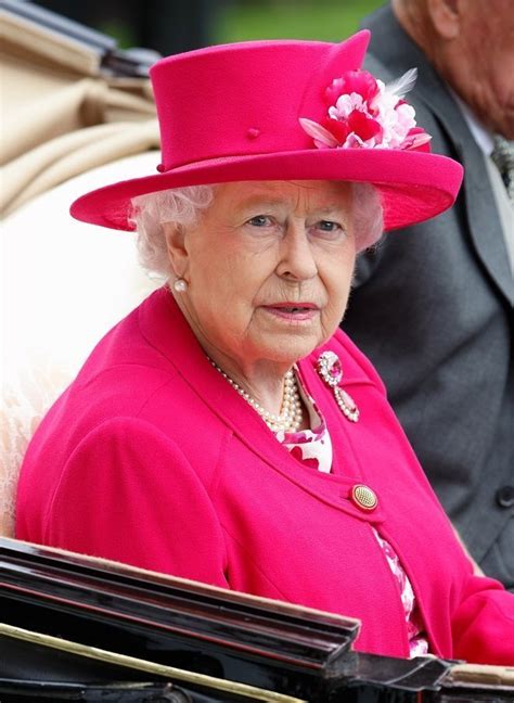 Queen Elizabeth Makes A Rare Public Appearance And She Looks So Happy