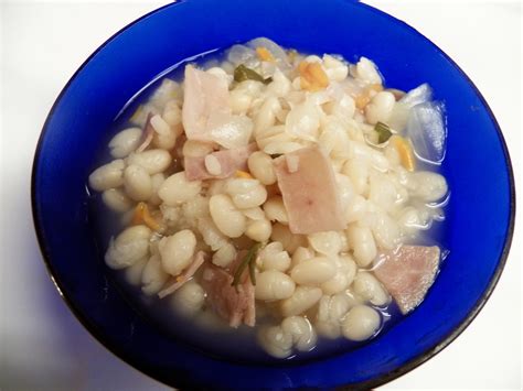 Prep time 5 mins cook time 20 mins total time 25 mins Navy Bean Ham Soup Recipe | hubpages