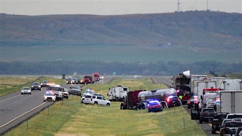 Dust Storm Leads To Vehicle Pile Up In Montana Freeway Killing 6 Alluc