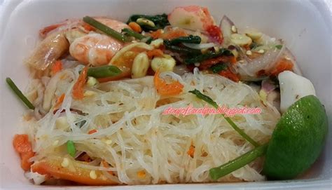 Check spelling or type a new query. Sara Lynn: Thai Kerabu Seafood with Suhun
