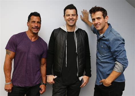 New Kids On The Block Sell Out Fenway Park With Images New Kids On