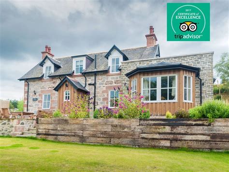 Scottish Highland Cottages The Old Police House Daviot Inverness