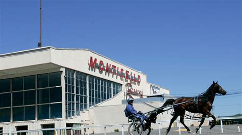 Monticello Raceway Yonkers Harness racing US Trotting Association