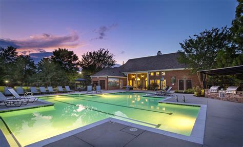 Luxury Apartments in Midlothian, VA | The Grove at Swift Creek