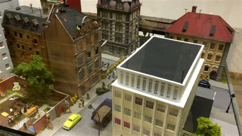 Dioramas Of Checkpoint Charlie And Fall Of Berlin Wall