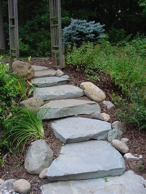 David beaulieu is a garden writer with nearly 20 years experience writing about landscaping and over 10 years experience working in nurseries. 19 DIY Garden Path Ideas With Tutorials | Balcony Garden Web