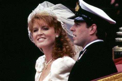 Wird ihm der prozess gegen epsteins freundin. Sarah Ferguson + Prinz Andrew: Steht die zweite Hochzeit ...