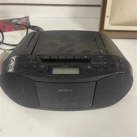 Sony Cfd S70 Cd Radio Cassette Tape Player Amfm Boombox Stereo