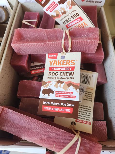 Yaker Strawberry medium - North East Raw Dog Food