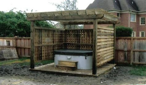 Hot Tub Pergola Hot Tub With Privacy Screen And Pergola