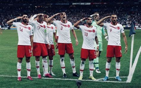 A milli takım, 2022 dünya kupası avrupa elemeleri g grubu'ndabugün norveç ile deplasmanda karşı karşıya gelecek. Türkiye Milli takım wallpaper | Askeri, Futbolcular, Fransa