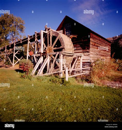Flour Mill 1800s Hi Res Stock Photography And Images Alamy