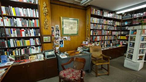 Lilly De Ungar Celebra 100 Años Al Frente De La Librería Central De Bogotá