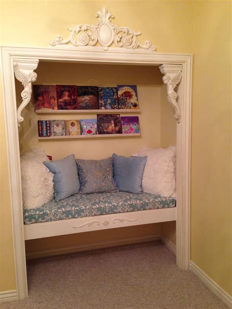 Pin By 하나 배 On Favorite Places And Spaces Reading Nook Closet Closet