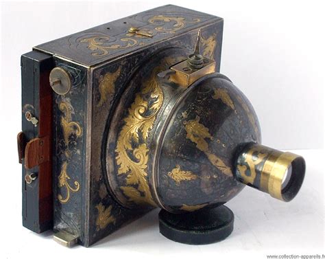 Antique Cameras Are Cataloged Into Impressive Digital Archive