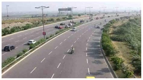 Noida Greater Noida Expressway Maximum Speed Limit Uttar Pradesh News