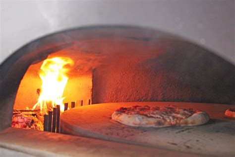 We Offer A Full Line Of Rotating Floor Wood And Or Gas Fired Oven