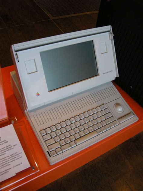This Beauty Is The Original Apple Macintosh Personal Computer Released
