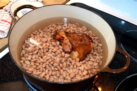 Cover and simmer 20 minutes or until rice is tender. Soul Food Queen: Spicy Pinto Beans and Ham Hocks