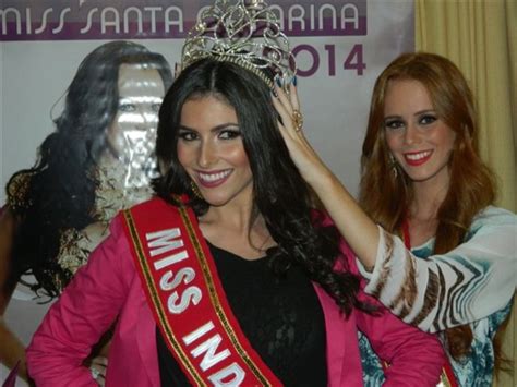 Miss Indaial Flashes Da Coroa O Miss Santa Catarina Oficial