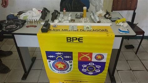 G1 Homens Suspeitos De Tráfico E Assaltos São Presos Na Pitanguinha Notícias Em Alagoas