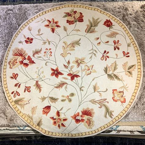 We did not find results for: Lot - A french style small round rug with red floral ...