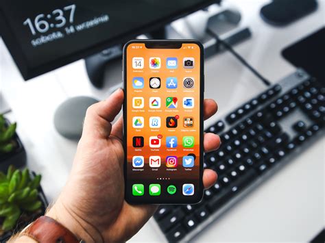 Apple To Mass Produce Its Own Microled Displays For Iphones