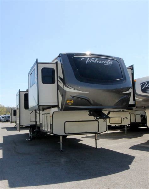 2018 Crossroads VOLANTE 3851FL, CHATTANOOGA TN - - RVtrader.com | Rvs