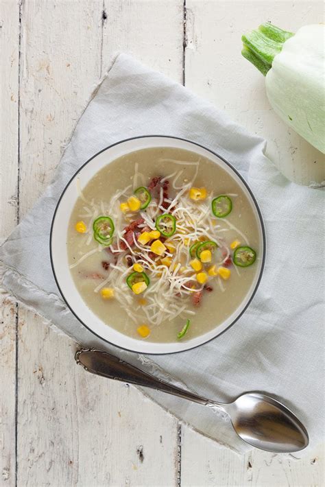Summer squash, corn, saffron, and heady turmeric form the base of this delicate, lightly sweet soup. Summer squash soup - ohmydish.com