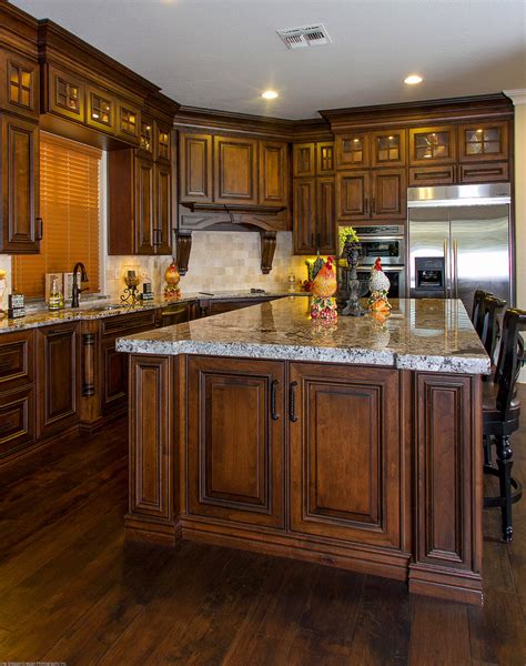 Our expert designers help make the best selections from our superior materials and finishes. Wood Stained Kitchen Cabinets - Anderson (Designer Series ...