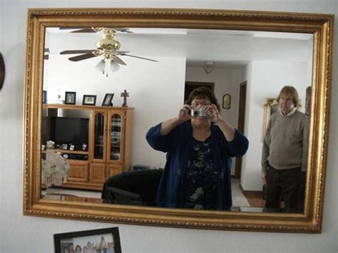 55 Hilarious Photos Of People Selling Mirrors Online