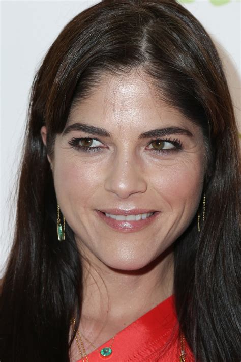 En) selma blair, su internet movie database, imdb.com. Selma Blair | NewDVDReleaseDates.com
