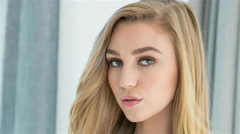 Kendra Sunderland Net Worth Age Height Weight Biography Wiki And Career Details
