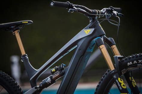 The Yt Decoy Is Electric Australian Mountain Bike The Home For