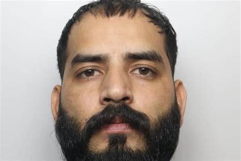 controlling bradford man jailed after attacking estranged wife