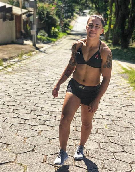 UFC New Ufc Champion Jessica Andrade Poses Nude With MARCA English