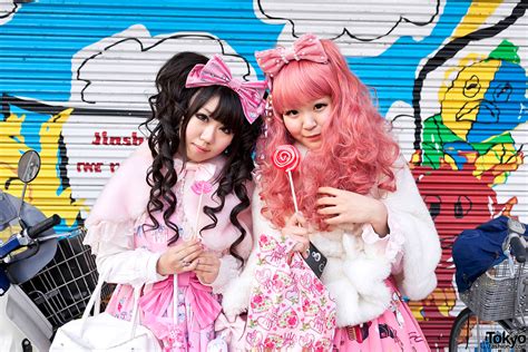 Sweet Lolitas In Harajuku W Angelic Pretty Pink And 6dokidoki