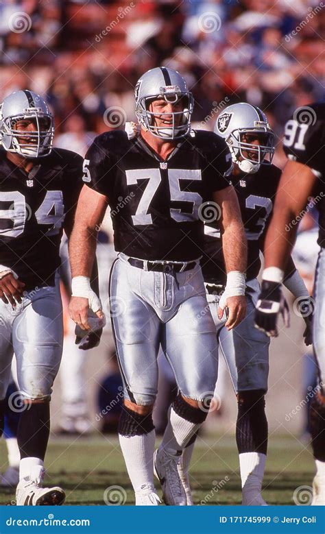 Howie Long Editorial Stock Image Image Of Defensive 171745999