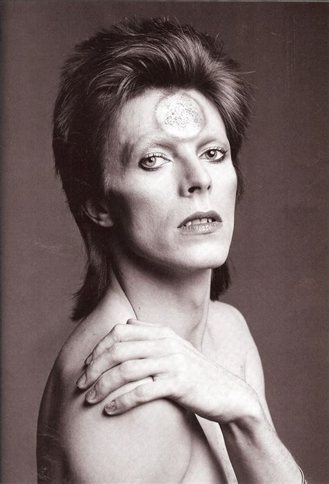 Pin By Sylwia Sylwia On David Bowie David Bowie David Bowie Ziggy