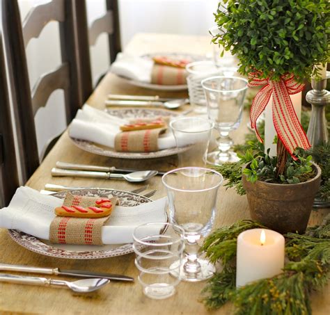 Jenny Steffens Hobick Holiday Table Setting Centerpiece Ideas For
