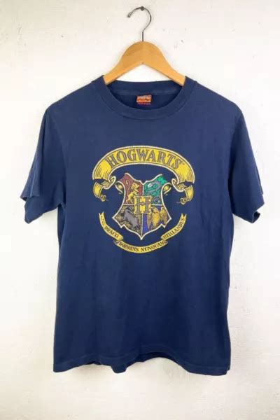 Vintage Hogwarts Harry Potter 2000 T Shirt Urban Outfitters