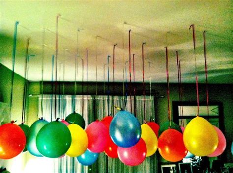 Balloons Hanging From The Ceiling Balonlar Parti Ve Doğum Günü