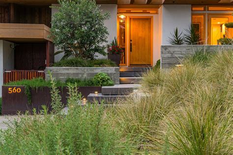 Get Inspired By This Beautiful Contemporary Landscape Design In San