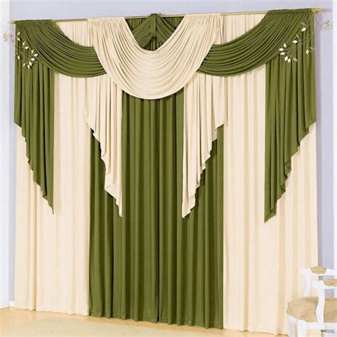 50 Unique Curtain Ideas For Elegant Living Rooms