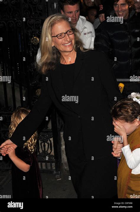 Annie Leibovitz With Her Children Annie Leibovitz A Photographers