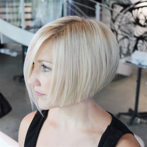 Wavy hairstyles in trend now with short cuts, and bob 'dos no longer need any introduction, and neither do their edgier cousins, choppy bob hairstyles. Inverted Bob Short Hairstyles - 28 Easy to Style Haircut Ideas