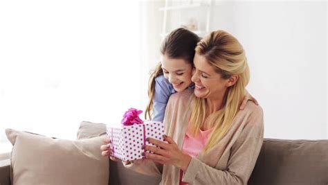 Check spelling or type a new query. Sentimental Gift Ideas To Surprise Your Mom On This Mother ...