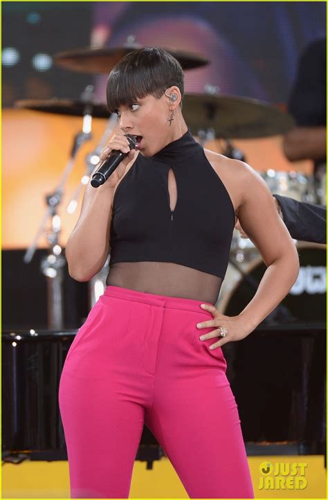 Alicia Keys Performs For Good Morning Americas Concert Series Photo